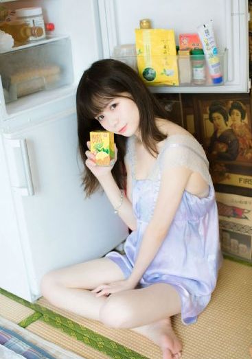 成年女人午夜毛片免费看_高清电影完整版
