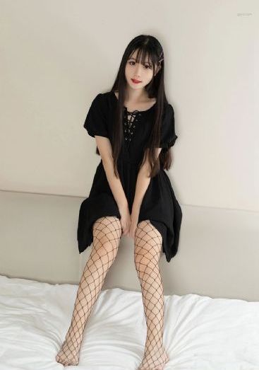 欧美疯狂三P群体交乱视频_超清免费播放