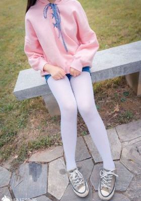 国产美女遭强高潮开双腿_BD英语免费高清观看