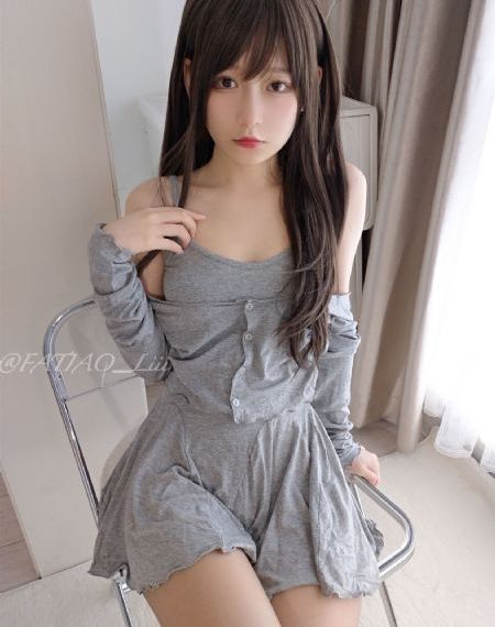 又黄又硬又大又湿的毛片视频_超清完整在线观看