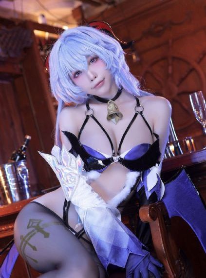 午夜伦4410yy妇女久久v_超清动漫在线观看
