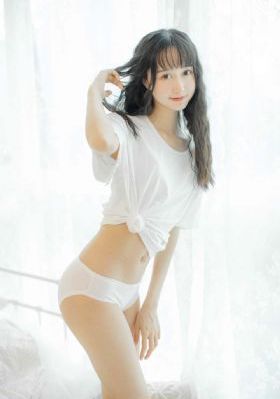 亚洲第一免费播放区_DVD高清在线