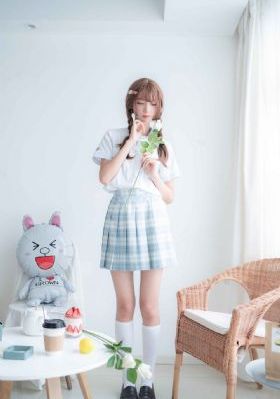 美女喷浆av_高清免费电影观看